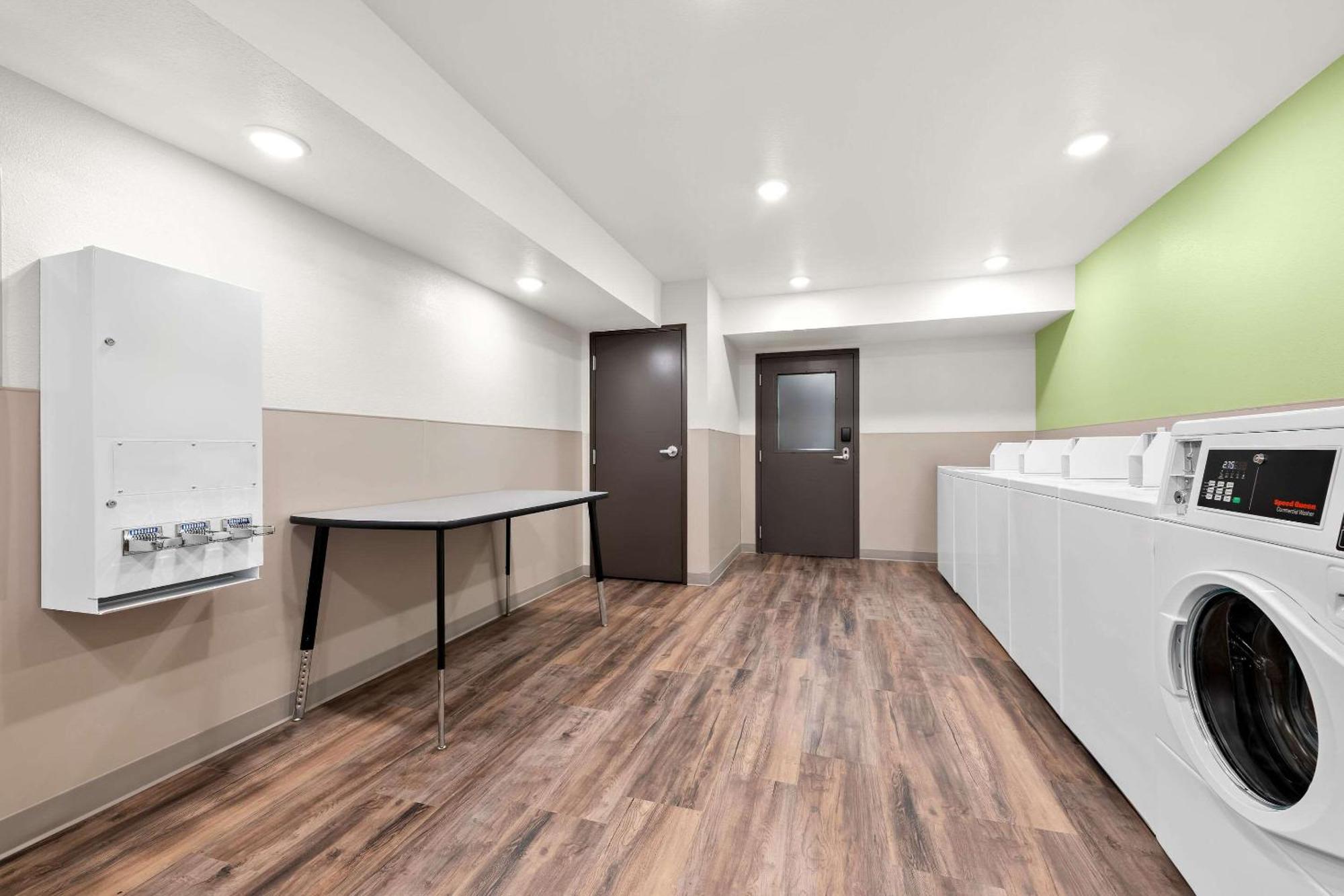Woodspring Suites Huntsville - Research Park Buitenkant foto